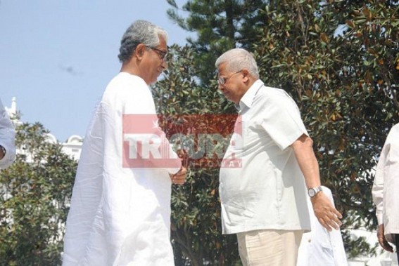 Manik Sarkar quits as Tripura CM